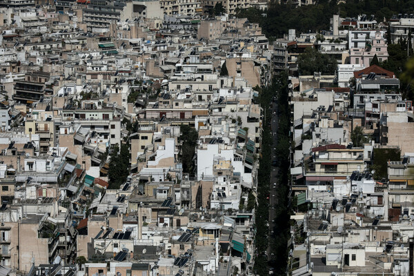 Αποχή των δικηγόρων από πλειστηριασμούς α΄ κατοικίας των ευάλωτων νοικοκυριών