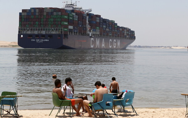 Ever Given: Προϊόντα εκατοντάδων εκατομμυρίων παραμένουν στα κοντέινερ του πλοίου - Τρεις μήνες μετά 