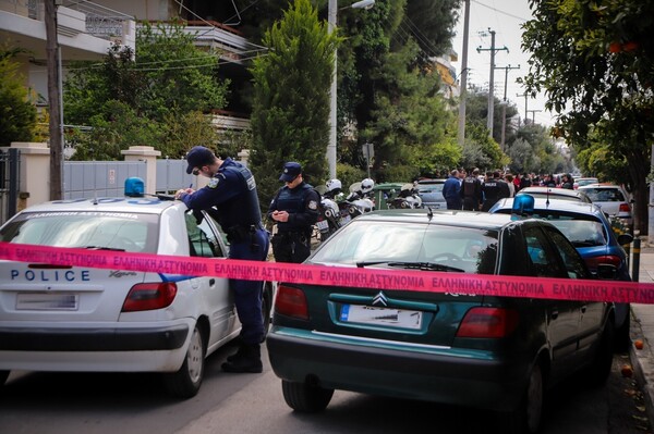 Άγριο έγκλημα στην Κατερίνη: Βρέθηκε καμένος άντρας, με κουκούλα στο κεφάλι και δεμένος πισθάγκωνα
