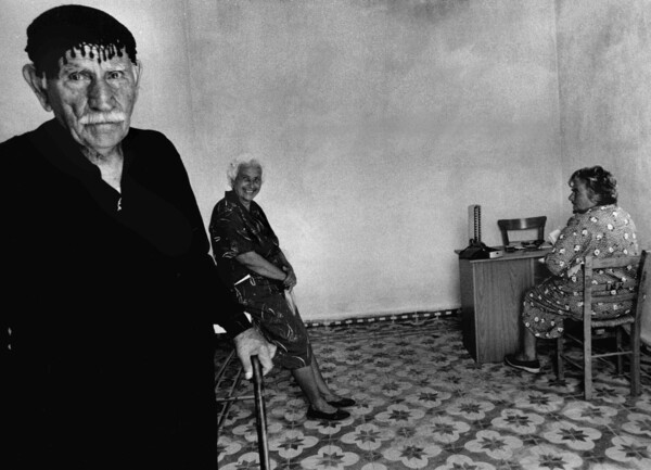 “Φλας” στην ιστορία της ελληνικής φωτογραφίας