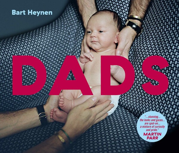 Dads:Ένα λεύκωμα με την οικεία καθημερινότητα των νέων γκέι οικογενειών