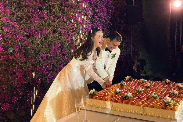 Ο εντυπωσιακός γάμος της κληρονόμου του οίκου Fendi- Παντρεύτηκε με νυφικό Valentino