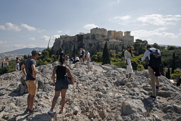 Ο «χάρτης» του κορωνοϊού: Πού εντοπίστηκαν τα 395 νέα κρούσματα