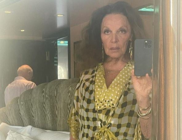 Στην Ελλάδα η Diane von Fürstenberg- Επίσκεψη στον Παρθενώνα και διακοπές στη Σίφνο