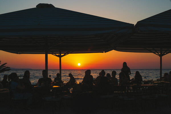 Beach & cocktail bars