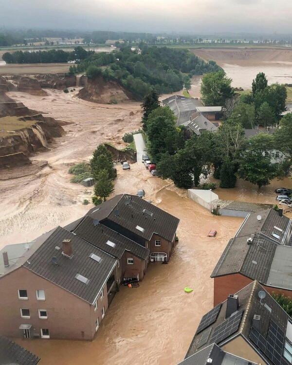 Φονικές πλημμύρες στην Ευρώπη: Στους 133 οι νεκροί στη Γερμανία, 20 στο Βέλγιο