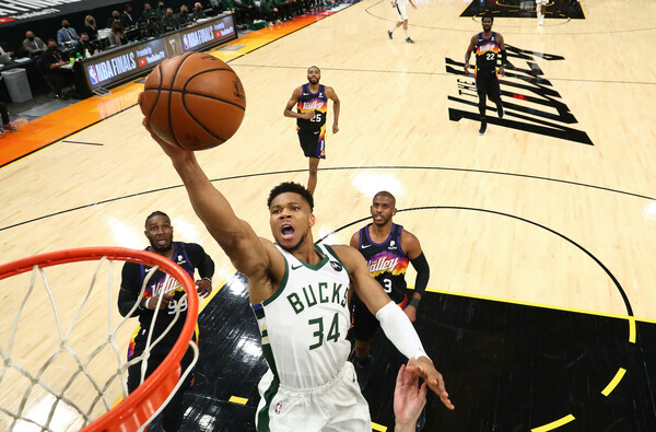 Giannis Antetokounmpo