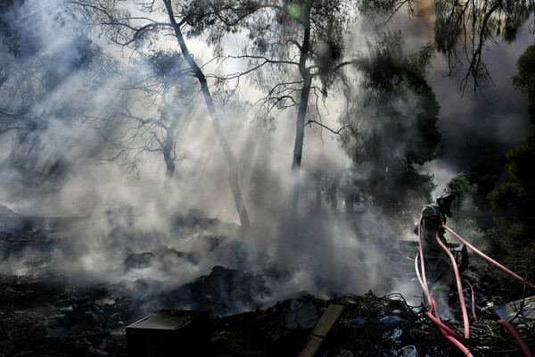 Πυρκαγιά στην Κορινθία: Εκκενώθηκε η κοινότητα Ρυτό- Μεγάλη κινητοποίηση της Πυροσβεστικής