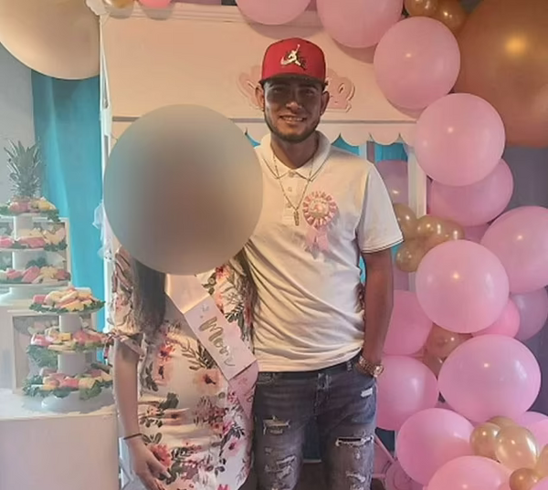 Κορίτσι 12 ετών γέννησε και η οικογένεια έκανε πάρτι- Συνελήφθη η μητέρα
