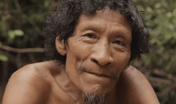 Ένας από τους τελευταίους κυνηγούς-τροφοσυλλέκτες του Αμαζονίου πέθανε από κορωνοϊό
