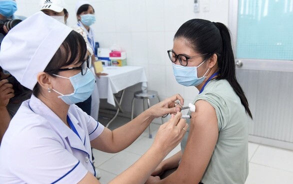 vietnam vaccines