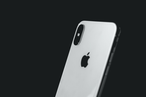 H Apple θα σκανάρει τα iPhone στις ΗΠΑ για φωτογραφίες παιδικής κακοποίησης και πορνογραφίας