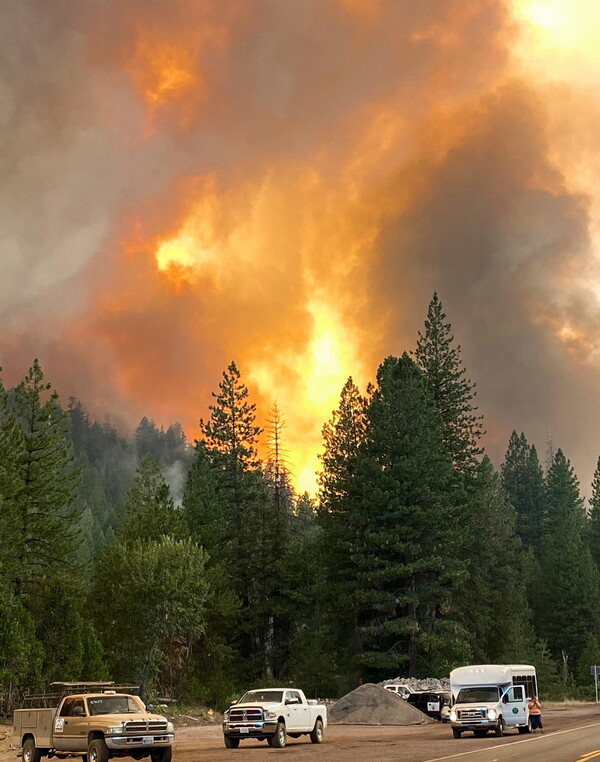 ΗΠΑ: Η πυρκαγιά Ντίξι, η τρίτη μεγαλύτερη στην πρόσφατη ιστορία της Καλιφόρνιας - Βίντεο