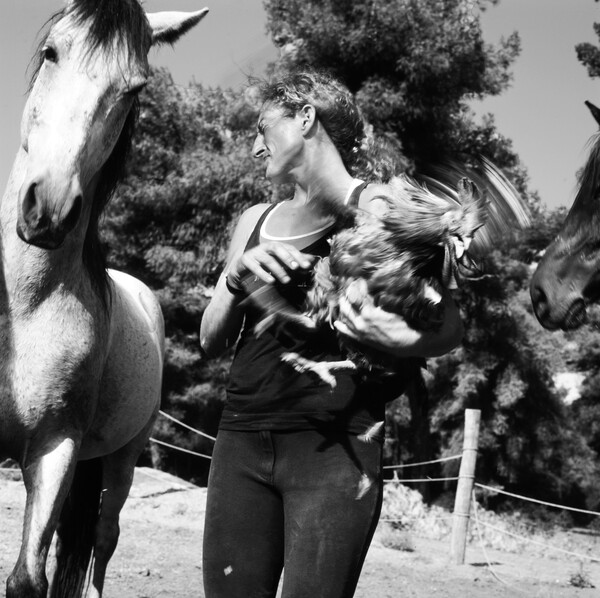Στην Αγία 'Αννα, κάποτε, με τη Νάνσυ και τα άλογά της