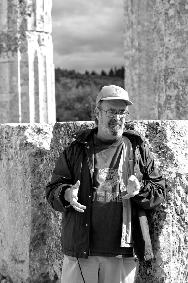 Πέθανε ο παγκοσμίου φήμης φιλέλληνας αρχαιολόγος Στέφανος Μίλερ πρωτεργάτης των ανασκαφών της Αρχαίας Νεμέας