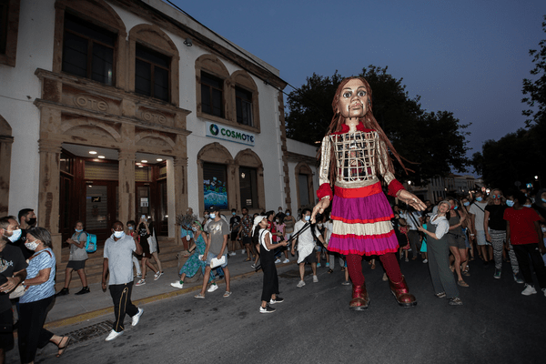 Η Μικρή Αμάλ έφτασε και ξεκινάει το μεγάλο ταξίδι της στην Ελλάδα