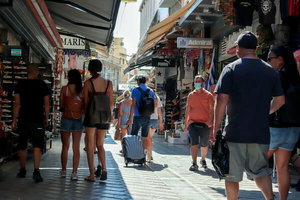 Κορωνοϊός στην Ελλάδα: 3.191 κρούσματα και 23 θάνατοι σε 24 ώρες- 317 διασωληνωμένοι