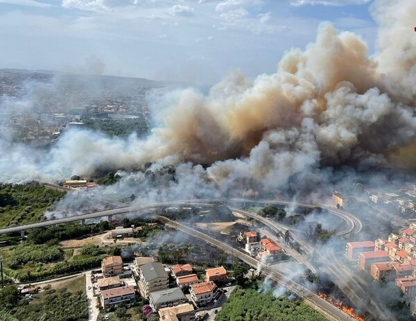 Από την αρχή του χρόνου κάηκαν 1.580.000 στρέμματα δάσους στην Ιταλία