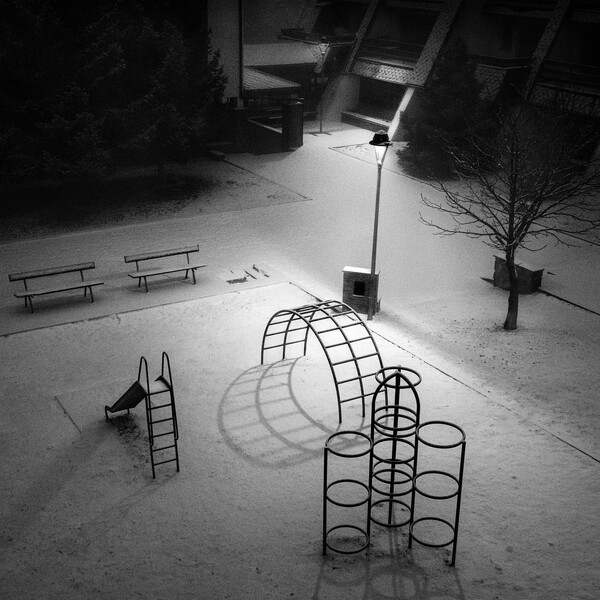 Tebani Slade, Winter Playground