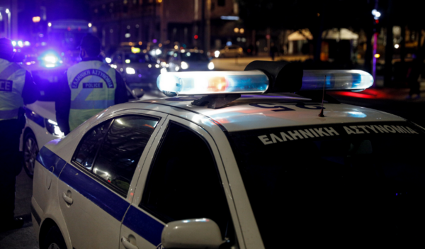 Εύβοια: Νεκρός στο αυτοκίνητό του ο διοικητής του ΑΤ Ερέτριας - Πληροφορίες για τραύματα από σφαίρες