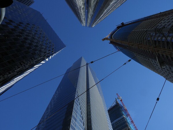 San Francisco luxury tower still sinking even as engineers work on $100m fix