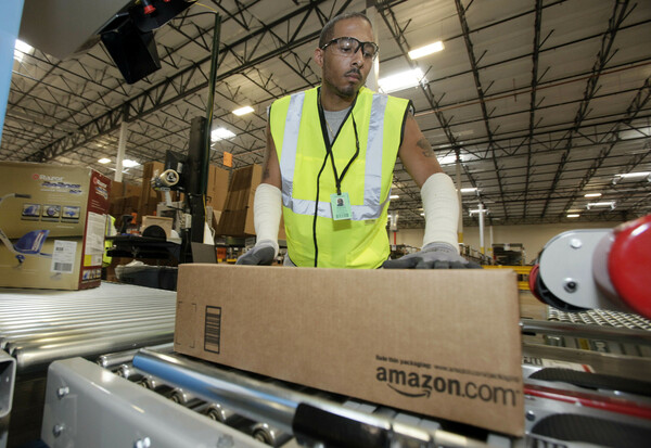 Amazon: 55.000 θέσεις εργασίας προανήγγειλε ο νέος CEO 