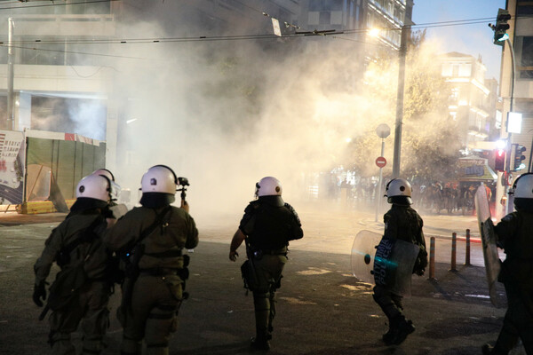 Επεισόδια και χημικά στο Μεταξουργείο- Σε συγκεντρώσεις για την «Μικρή Αμάλ»