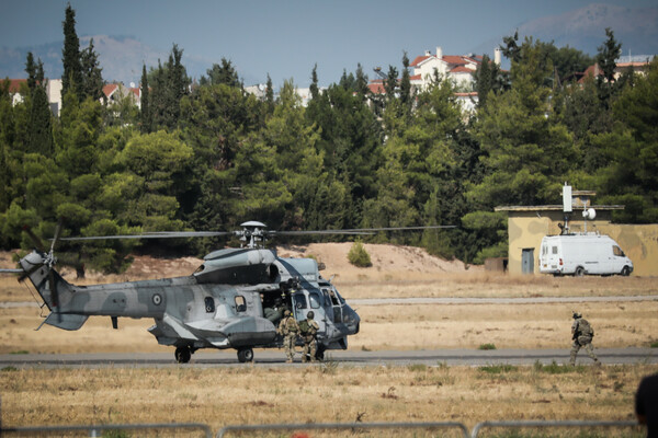 Athens Flying Week: Εικόνες από την επίδειξη rafale