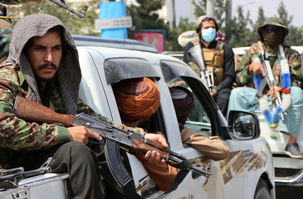 Μήνυμα ΗΠΑ-Γερμανίας στους Ταλιμπάν: Σεβαστείτε τα ανθρώπινα δικαιώματα- «Θα υπάρξουν συνέπειες»
