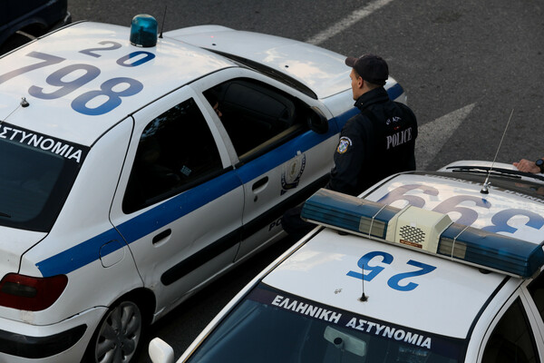 Θεσσαλονίκη: Δικογραφία σε βάρος 33χρονης - Κατηγορείται πως εξέδιδε ανήλικη για ένα χρόνο