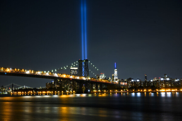 Δάκρυα και σιωπή: Οι ΗΠΑ θυμούνται τις φονικές επιθέσεις της 11ης Σεπτεμβρίου - Φωτογραφίες 