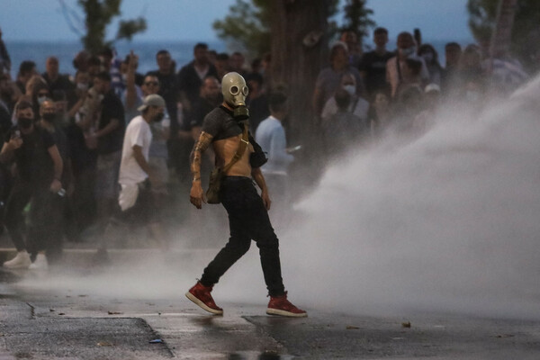 Θεσσαλονίκη: 9 συλλήψεις για τα επεισόδια στη συγκέντρωση κατά των υποχρεωτικών εμβολιασμών