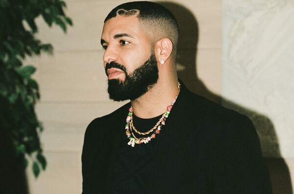 Τελικά όλος ο πλανήτης ακούει μόνο Drake αυτήν την εβδομάδα;