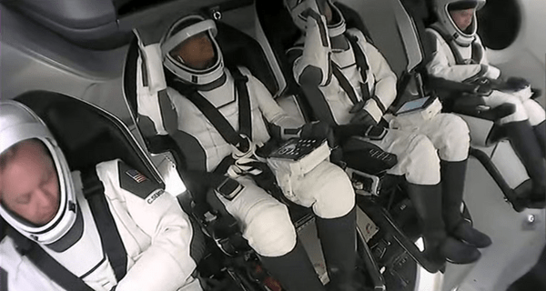 SpaceX: Ολοκληρώθηκε η αποστολή Inspiration4- Η πρώτη στην ιστορία χωρίς επαγγελματία
