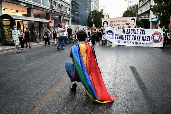 Πορεία για τα τρία χρόνια από την δολοφονία του Ζακ Κωστόπουλου: «Η Zackie ζει τσακίστε τους ναζί»