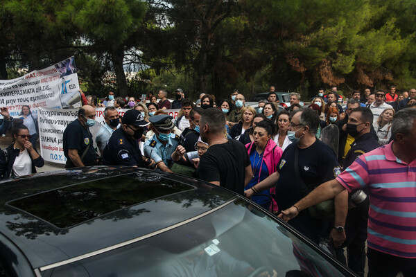 Πλεύρης: «Δεν τίθεται θέμα νέων μέτρων» - Τι είπε για υποχρεωτικότητα εμβολιασμών