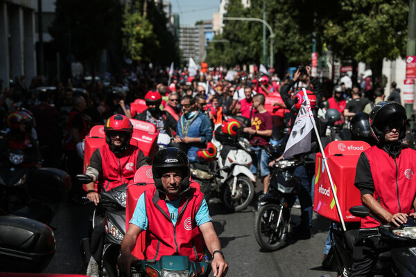 Efood: Απεργούν σήμερα οι διανομείς - Μοτοπορεία στο κέντρο της Αθήνας