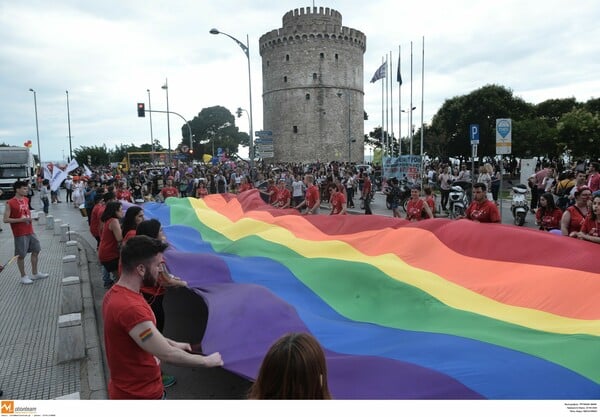 Thessaloniki Pride: Σήμερα η πορεία υπερηφάνειας- «Ποια κανονικότητα;» το κεντρικό σύνθημα