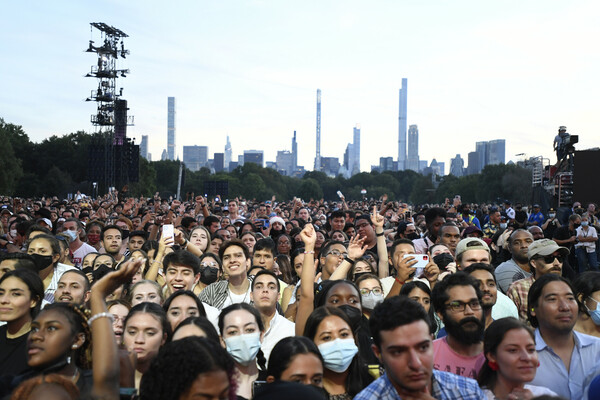 Global Citizen Live: Εικόνες από την «παγκόσμια συναυλία» κορυφαίων καλλιτεχνών για τη διάσωση του πλανήτη