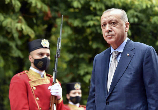 Ερντογάν: Η Τουρκία σκοπεύει να αγοράσει κι άλλους S-400 και κανένας δεν μπορεί να παρέμβει