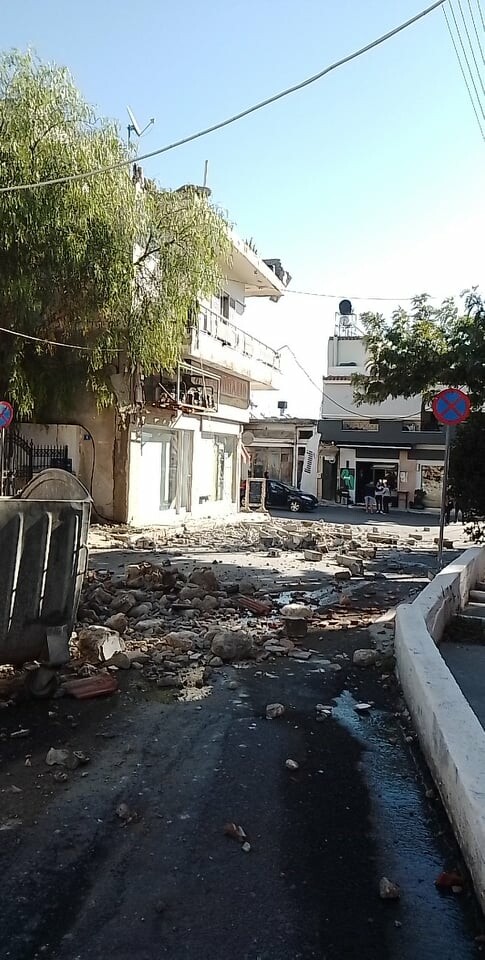 Κρήτη: Ένας νεκρός και 9 τραυματίες από τον σεισμό 5,8 Ρίχτερ - Ζημιές και μπαράζ μετασεισμών