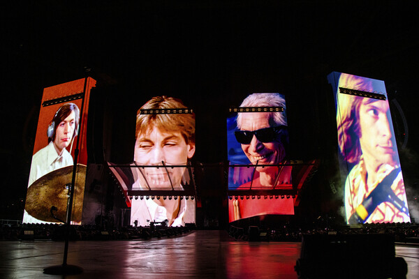 Rolling Stones: Ξεκίνησαν την περιοδεία τους, για πρώτη φορά χωρίς τον Charlie Watts (Βίντεο)