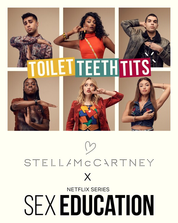 Η Stella McCartney συνεργάζεται με τους πρωταγωνιστές του «Sex Education» για μια ξεχωριστή καμπάνια ενημέρωσης για τον καρκίνο του μαστού