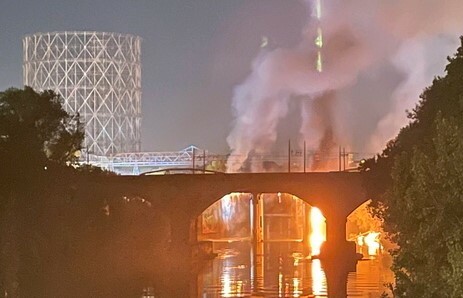 Ρώμη: Κατέρρευσε πυρκαγιά μέρος της ιστορική Σιδερένιας Γέφυρας στη Ρώμη