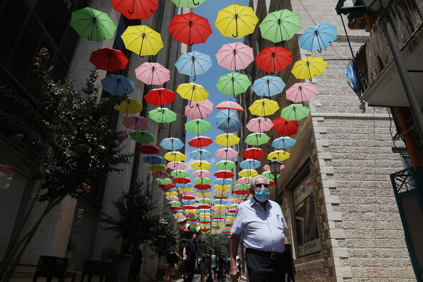 Έρχονται προνόμια για πλήρως εμβολιασμένους - Αύριο οι ανακοινώσεις 