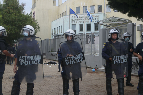 Πλιώτας προς εισαγγελείς: Ερευνήστε το ενδεχόμενο εγκληματικής οργάνωσης στα επεισόδια σε Αθήνα και Θεσσαλονίκη