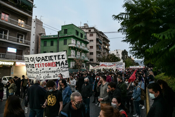 Αντιφασιστική πορεία στο κέντρο της Αθήνας για τον ένα χρόνο από την καταδίκη της Χρυσής Αυγής - Εικόνες