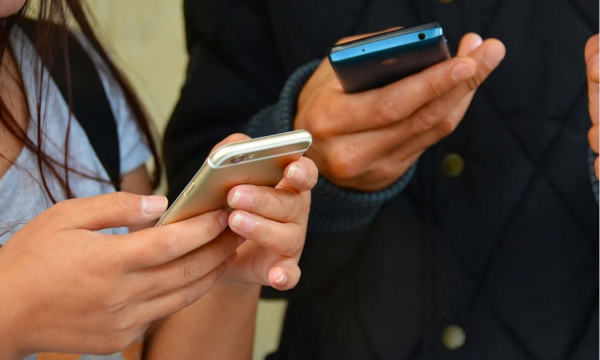 Απάτη με SMS: «Έχετε σταλεί σε καραντίνα για 10 ημέρες» - Πώς μπορεί να χάσετε χρήματα