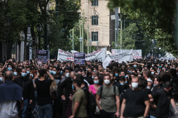 Πανεκπαιδευτικά συλλαλητήρια σε Αθήνα και Θεσσαλονίκη - Κλειστοί δρόμοι