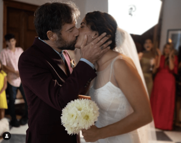 Κωστής Μαραβέγιας: Ομόφυλα ζευγάρια απαιτείστε ίσα δικαιώματα- Η πρώτη ανάρτησή μετά τον γάμο με την Τόνια Σωτηροπούλου
